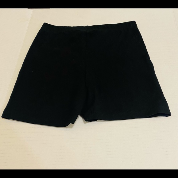 Cute stretch short by Ettel Lut💓 - Picture 4 of 4